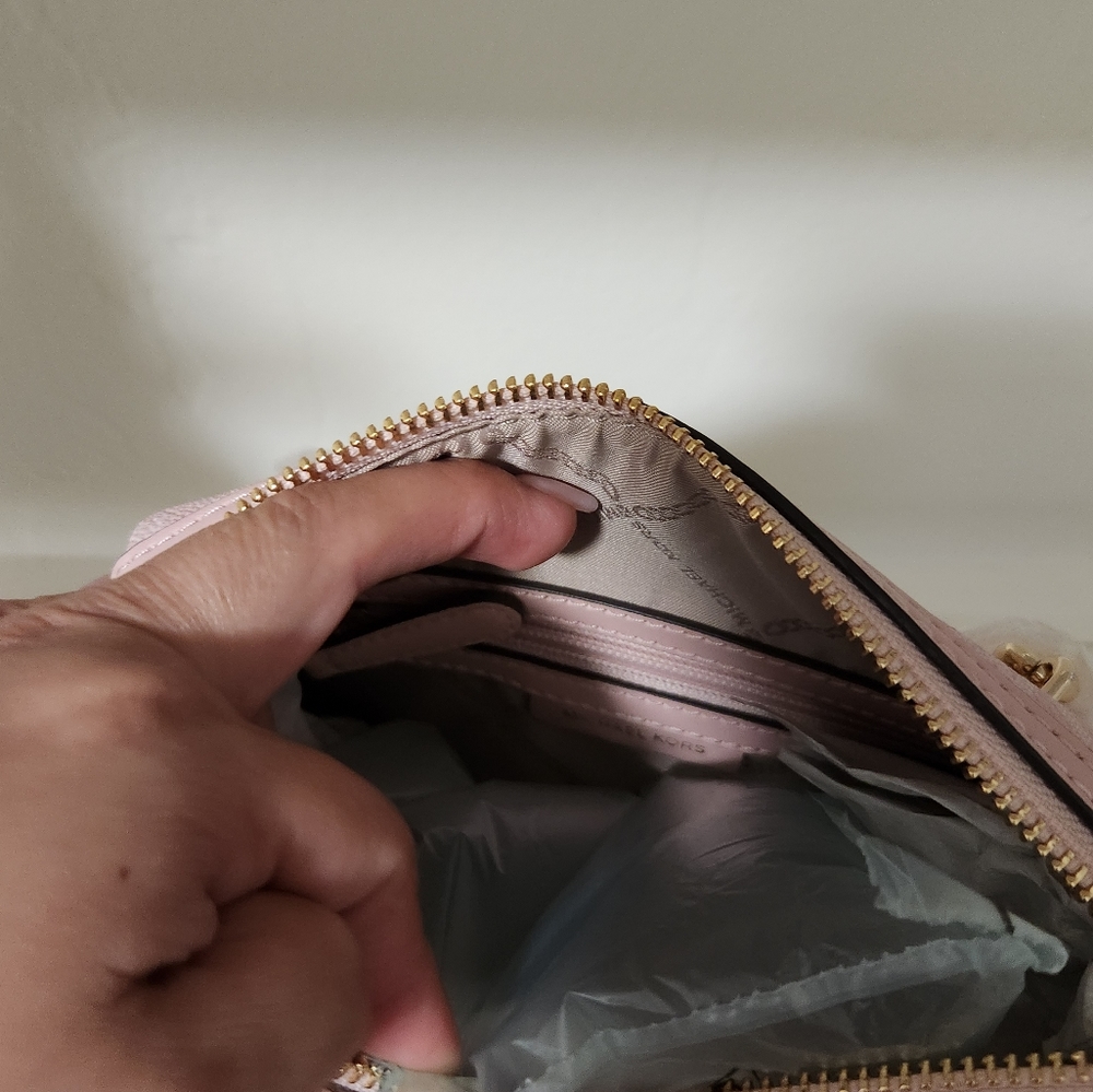 New Michael Kors bag - Picture 4 of 5